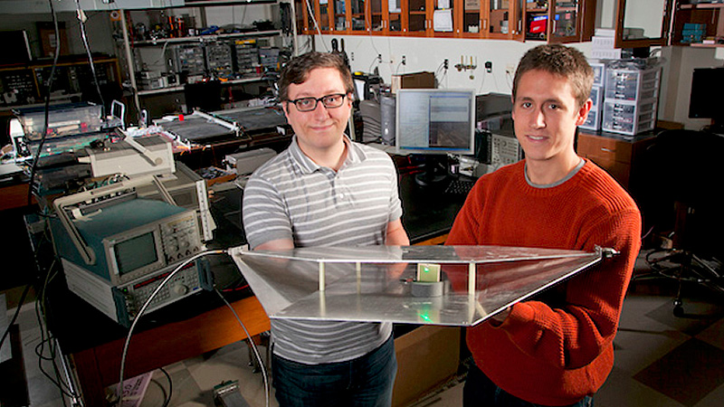 Illustration for article titled These Unbelievable Cells Turn Wi-Fi Signals Into Usable Electricity